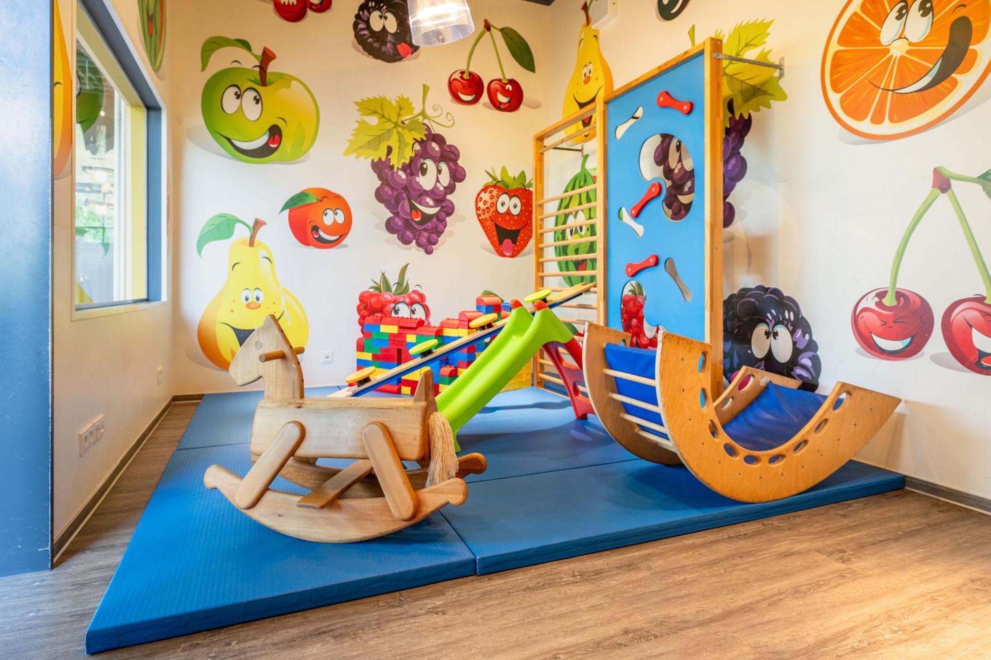 Aja Bad Saarow Hotell Exteriör bild